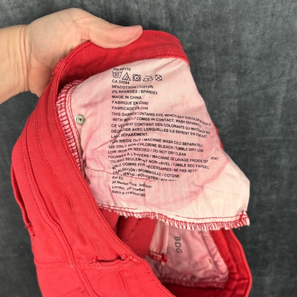 BDG sz 32W Mid Rise Red Jean Shorts Frayed Hem — ready for July 4th - Picture 8 of 10